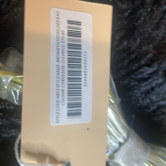 COPY - Yellow Billini Bronwyn shoulder bag - Picture 7 of 7